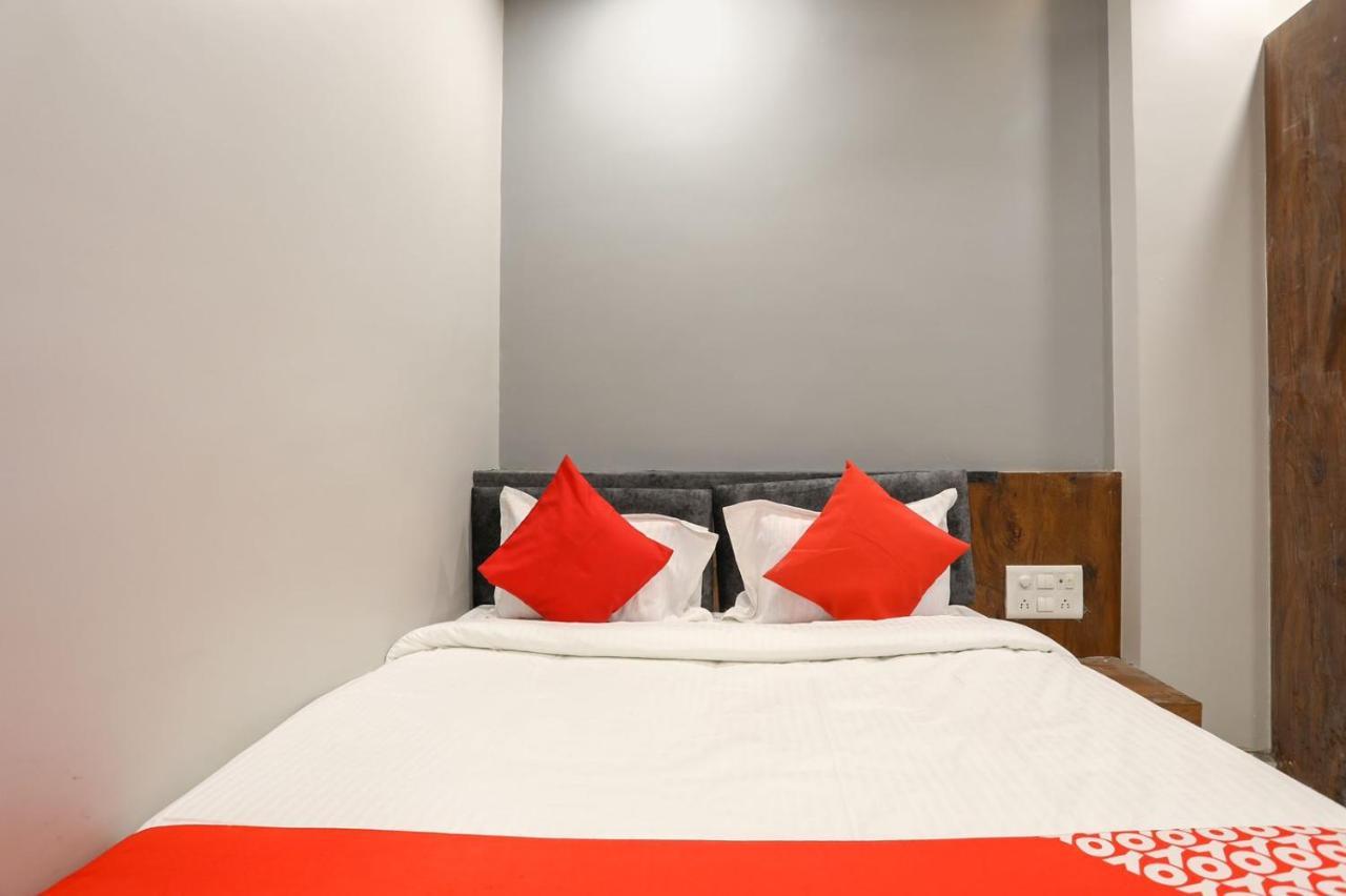 Hotel Shankar Ujjain Eksteriør billede