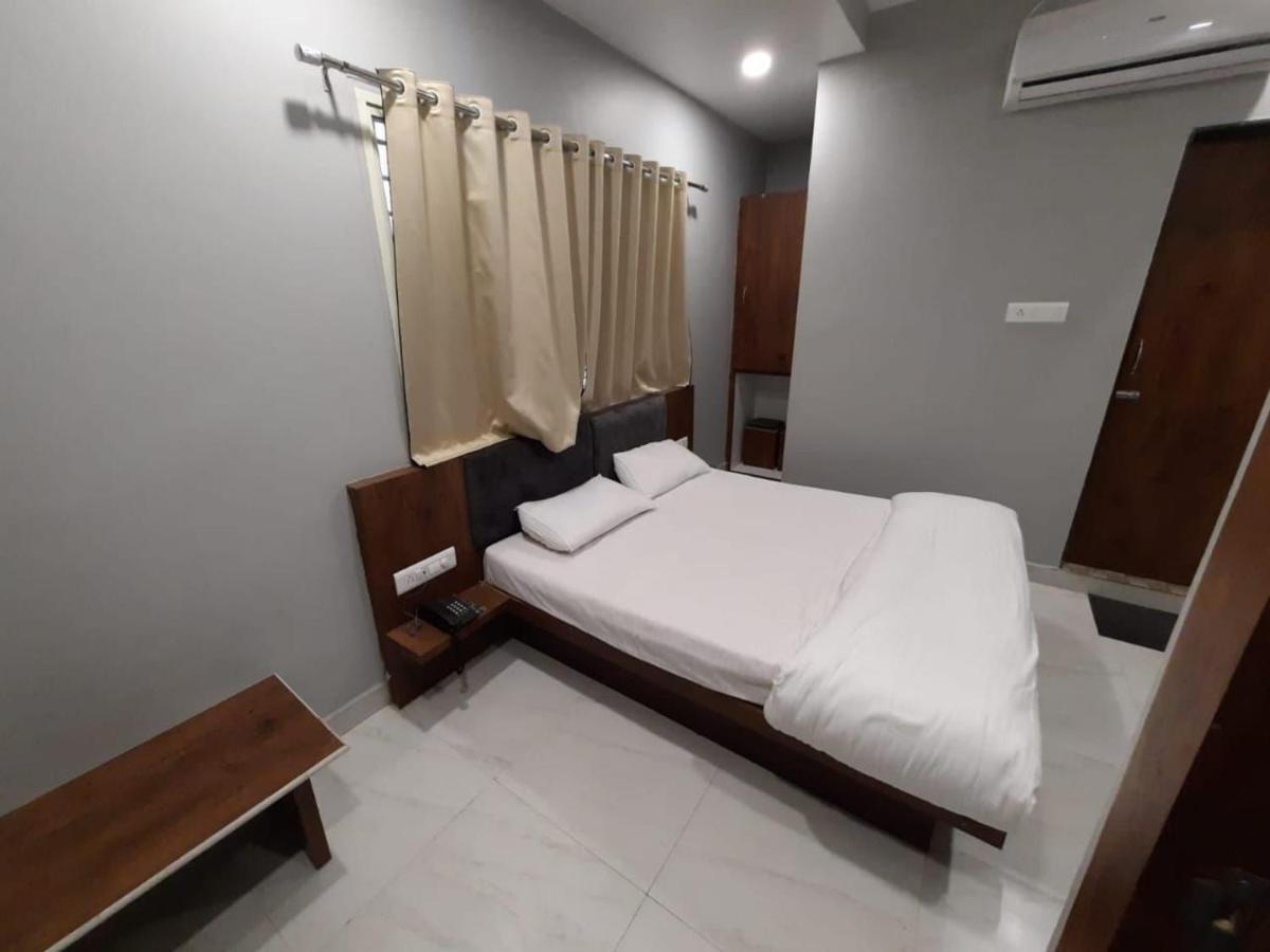 Hotel Shankar Ujjain Eksteriør billede