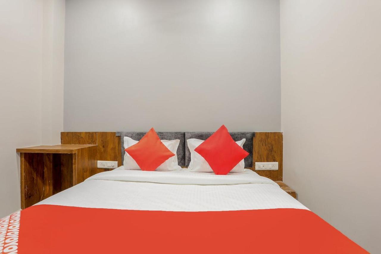 Hotel Shankar Ujjain Eksteriør billede